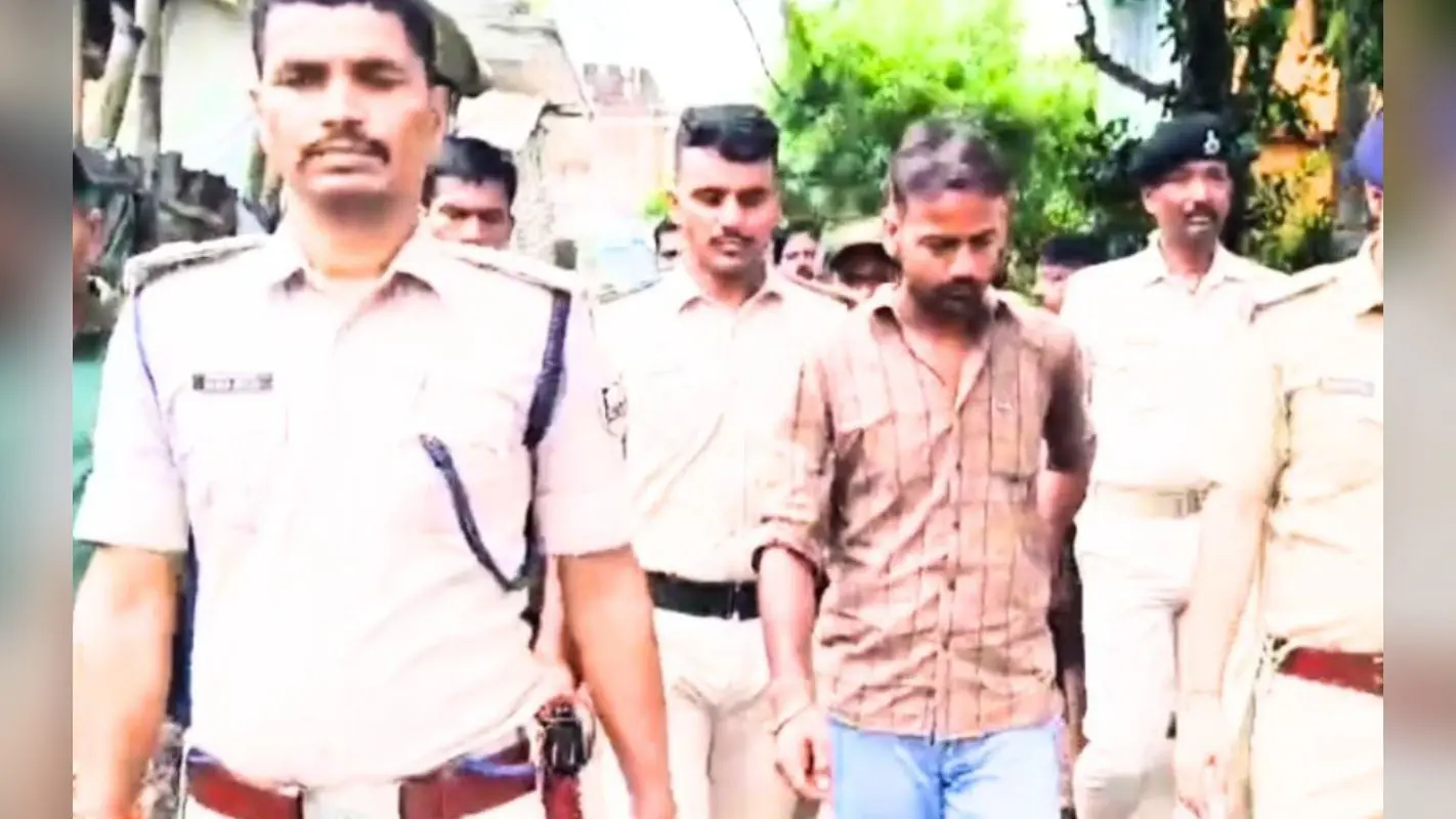 Bihar News: पूर्व सीएम की पोती को युवक ने बनाया बंधक, घर जलाने की दी धमकी, हुआ गिरफ्तार