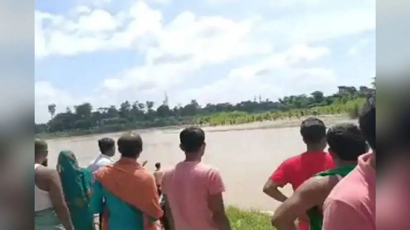 Muzaffarpur News: मुजफ्फरपुर में डूबने से 2 भाइयों की मौत, जमीन सर्वे के लिए चौहद्दी देखकर नाव से लौट रहे थे 6 लोग