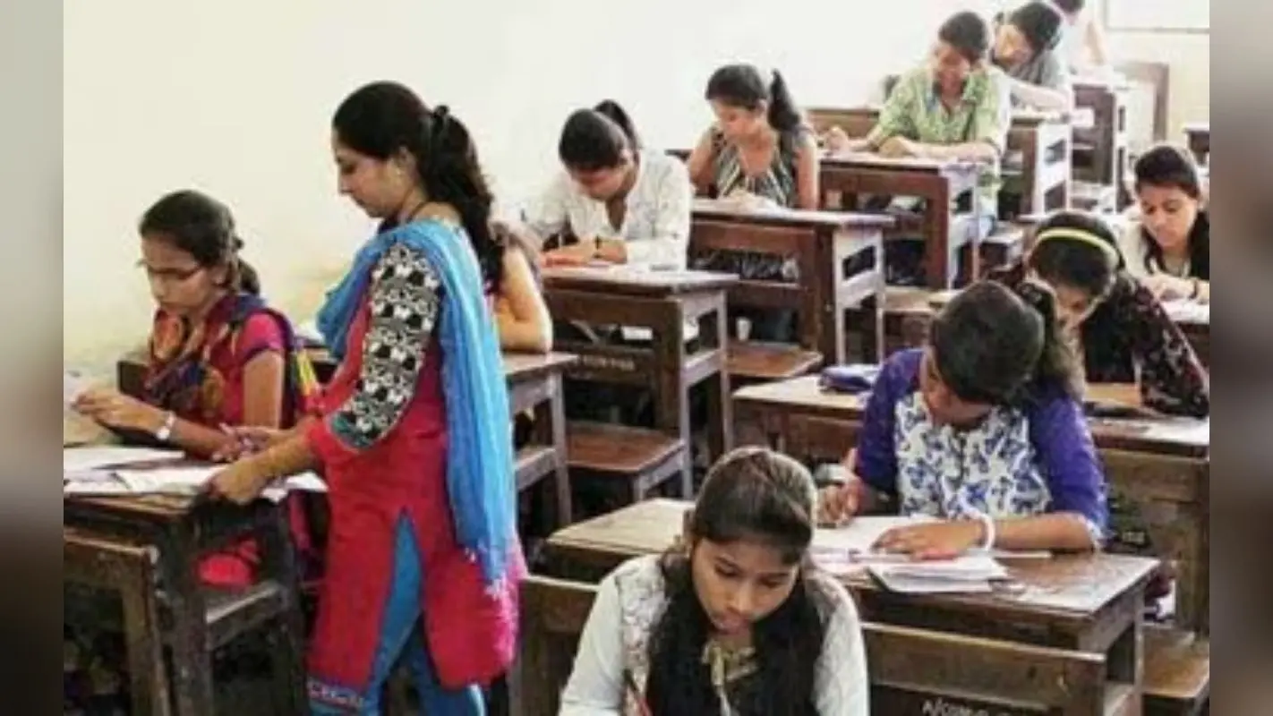 Bihar BPSC Teacher: शिक्षा विभाग की बड़ी कार्रवाई, इन शिक्षकों की जाएगी नौकरी! 7 दिन का दिया समय