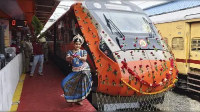 Vande Bharat Fare News : टाटा-ब्रह्मपुर ट्रेन का एसी चेयर कार का भाड़ा 1000 रुपये, जानिये टाटा-पटना का भाड़ा