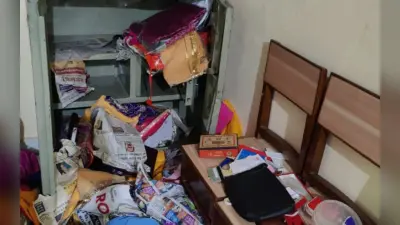 Bihar: चोरों ने बंद घर का ताला तोड़कर लाखों की संपत्ति उड़ायी, ग्रामीणों में दहशत