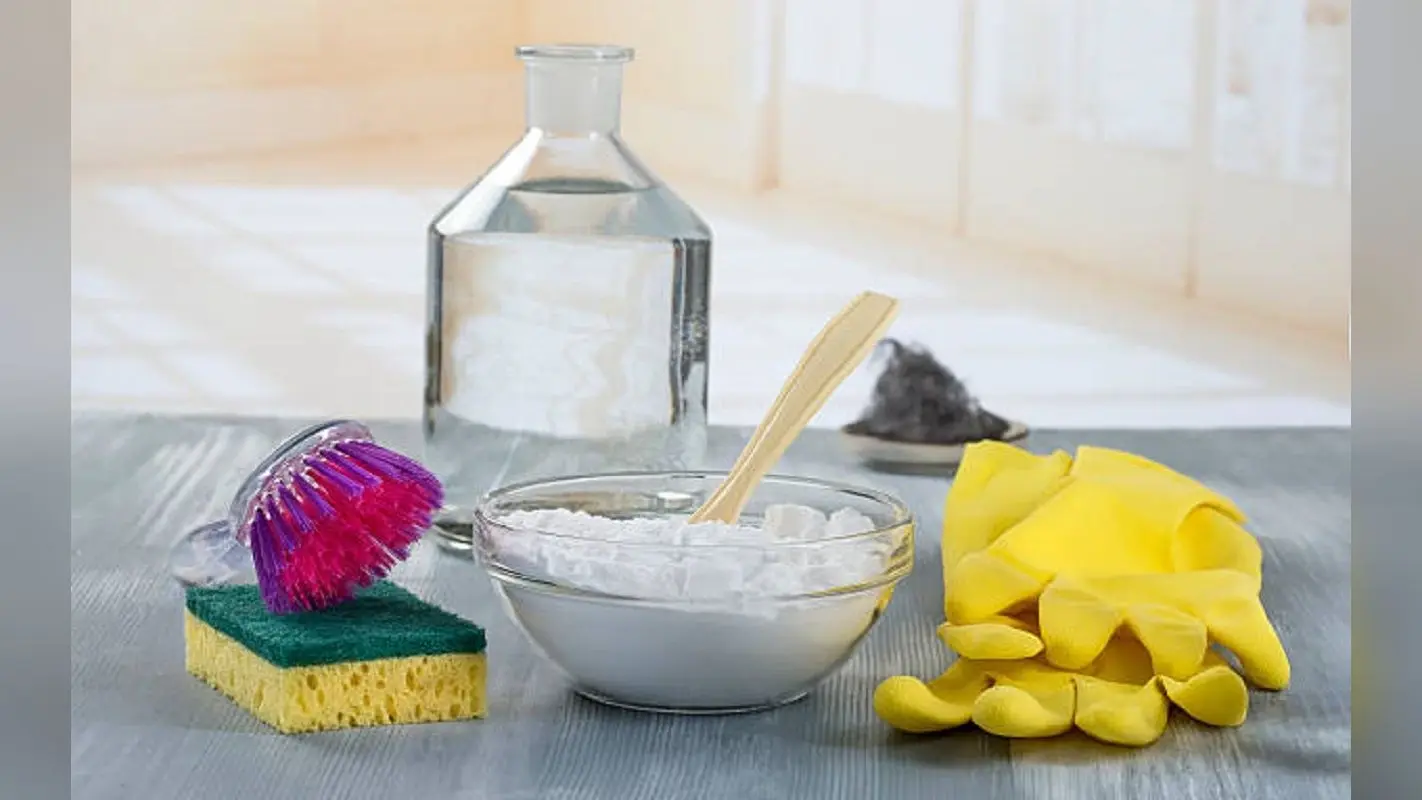 Cleaning Tips: विश्वकर्मा पूजा पर मशीनों को आसानी से साफ करने के लिए अपनाएं ये तरीके