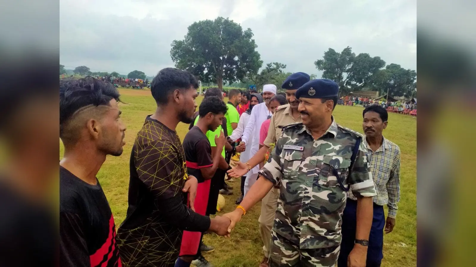 Football: शहीद एतवा उरांव फुटबॉल टूर्नामेंट का उदघाटन, तिगरा परिवार एफसी सेमीफाइनल में