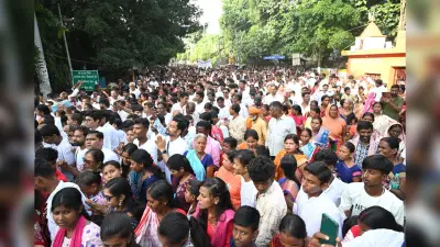 श्रीश्री ठाकुर अनुकूलचंद्र जी व बड़ मां की निकली भव्य शोभायात्रा, देवघर भर से अनुयायी हुए शामिल