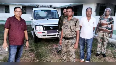 बरही में डंपिंग यार्ड, बालू लदा ट्रैक्टर और पेलोडर जब्त