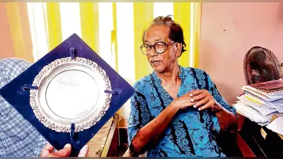 चंदन ने सरकारी अवॉर्ड लौटाने का किया एलान