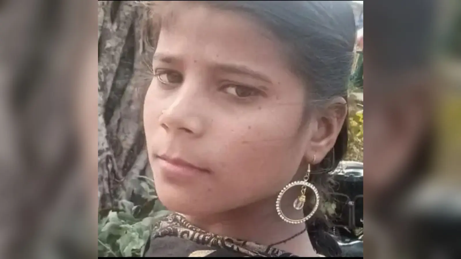 फंदे से लटका महिला का शव बरामद