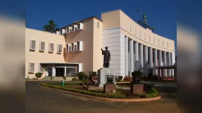 Odisha News : ओडिशा में पांच वर्षों में आकाशीय बिजली गिरने से 1,625 लोगों की मौत हुई : मंत्री