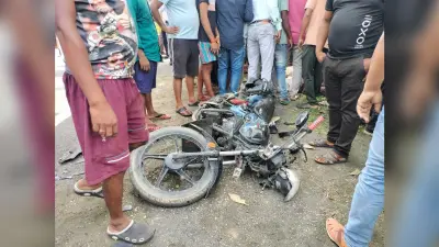 सड़क हादसे में दो लोगों की मौत,विरोध में सड़क जाम