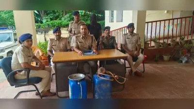 कार्रवाई : छह वारंटी, एक शराब तस्कर व एक चोर गिरफ्तार