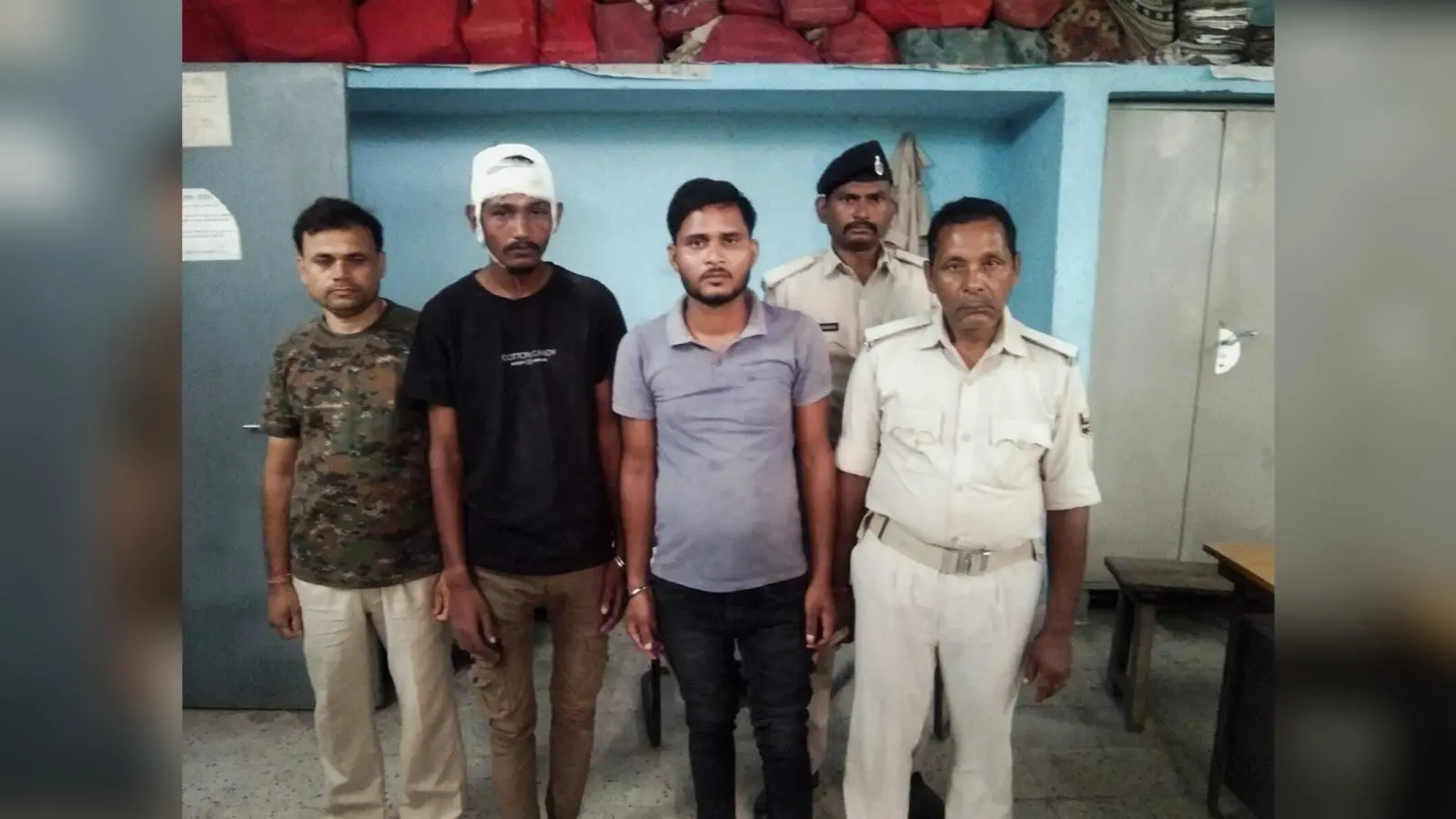 बेटी को विदा करने से मना किया तो दामाद ने चला दी गोली
