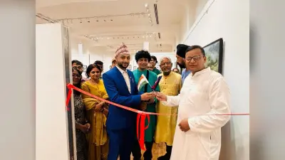 Exhibition of paintings of painter Md. Suleman: चित्रकार मो.सुलेमान के चित्रों की प्रदर्शनी का मुम्बई में हुआ उद्घाटन