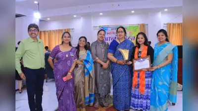 Giridih News: मायुमं प्रेरणा के आनंद मेला सह रैंप वॉक शो का हुआ समापन