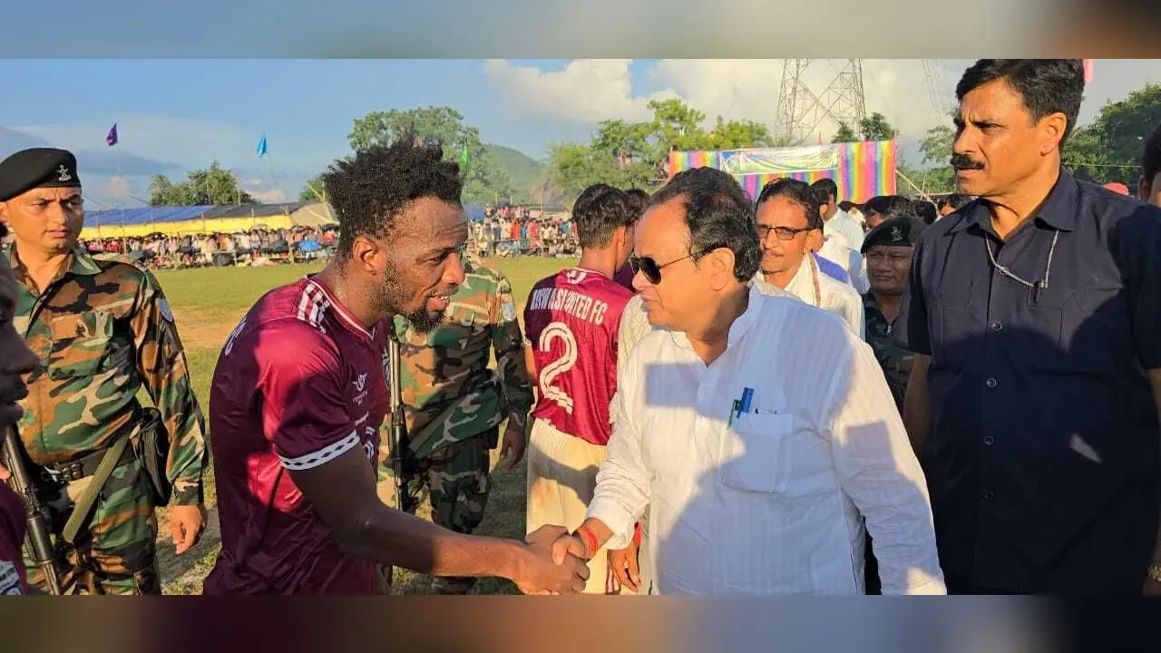 जीतपुर में बनेगा फुटबॉल अकादमी और इंटरनेशनल स्टेडियम : डॉ इरफान अंसारी