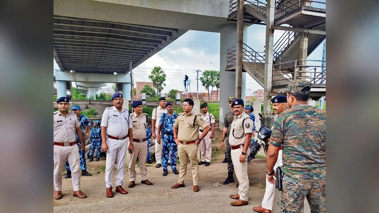 Gaya News : मानपुर में जवानों पर हमला कर रिवाल्वर व बाइक लूटकांड में पांच गिरफ्तार