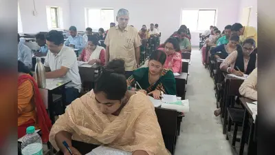 रिसर्च मैथोलॉजी परीक्षा में शोधार्थी रहे अनुपस्थित