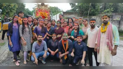 अगले बरस तू जल्दी आना…के जयकारे के साथ प्रतिमा का विसर्जन