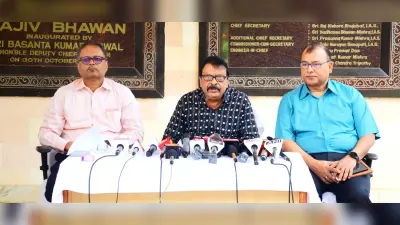 Odisha News: राजस्व मंत्री ने बाढ़ का लिया जायजा, बोले-बचाव कार्य के लिए 80 नौकाएं तैनात, हेलीकॉप्टर भी तैयार