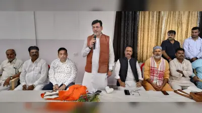 Giridih News: गहमागहमी के बीच भाजपा में टिकट के दावेदारों को लेकर हुई रायशुमारी