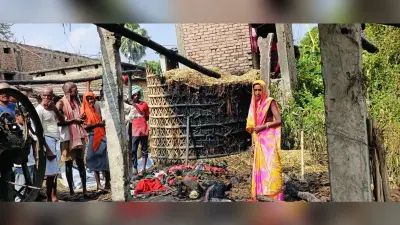 agalagee, fire: हरपुर रेवाड़ी पंचायत में अगलगी की घटना में दो घर जलकर खाक
