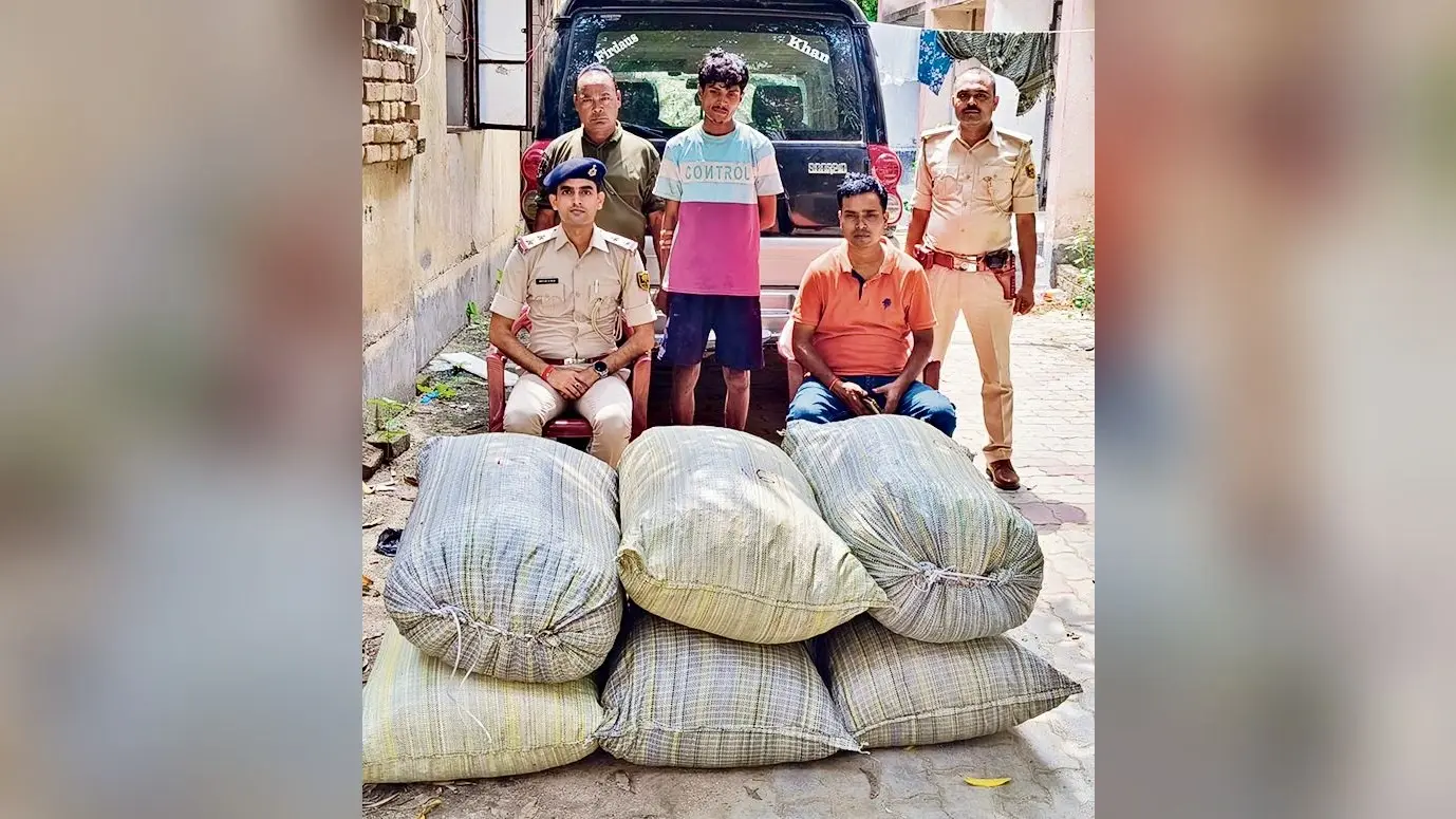 Gaya News : छह बोराें में भरा 108 किलो डोडा व स्कॉर्पियो जब्त, ड्राइवर गिरफ्तार