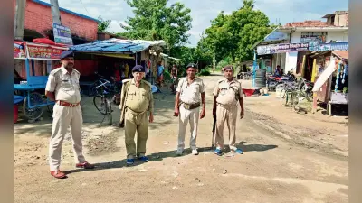 Gopalganj News : भगवान टोले में घर से बुलाकर युवक को बदमाशों ने मारी गोली, गोरखपुर रेफर