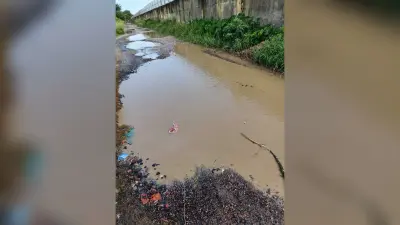 Darbhanga News: हवाई अड्डा जानेवाली सड़क का निर्माण छह साल बाद भी पूरा नहीं