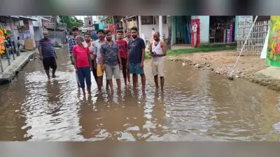 बड़हरा बाजार में जलजमाव से स्थिति हुई नारकीय