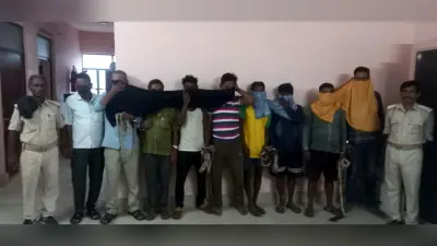 Lakhisarai News : देसी-विदेशी शराब व बीयर बरामद, नौ शराबी गिरफ्तार