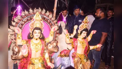 DHANBAD NEWS : विश्वकर्मा पूजा आज, प्रतिष्ठानों में पहुंची देव शिल्पी की प्रतिमा