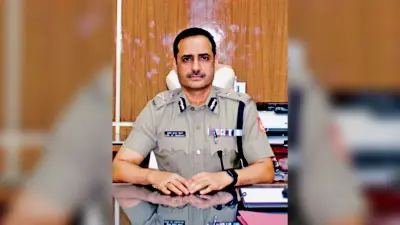 दो अलग-अलग मामलों में 25 लाख की ठगी, पैन कार्ड अपडेट और स्टॉक में निवेश