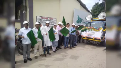 लोहिया स्वच्छ भारत मिशन अभियान के 10 वर्ष पूरे होने पर निकाली गयी जागरूकता रैली