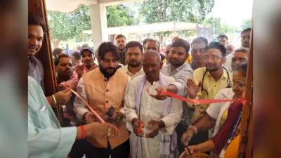 मेगा स्वास्थ्य मेला में इलाज के लिए बड़ी संख्या में पहुंचे लोग