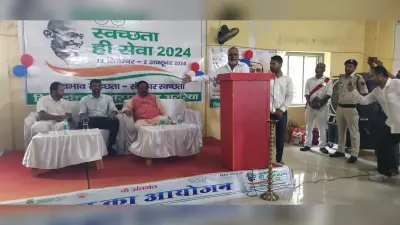 स्वच्छता को अपने व्यवहार में शामिल करें : डीएम