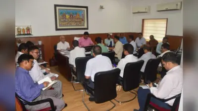 Bhubneswar News: पांच अक्तूबर तक शहरी सड़कों का निर्माण पूरा करें अधिकारी : मंत्री