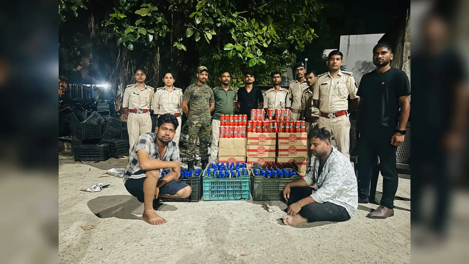 उत्पाद विभाग की बड़ी कार्रवाई: 250 लीटर विदेशी शराब बरामद, दो तस्कर गिरफ्तार