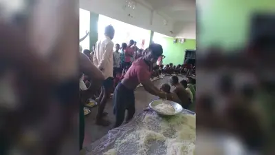 Impact of flood: मोहनपुर की चार पंचायत में शुरू किये गये 16 रसोईघर