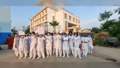 Darbhanga News : मेस चार्ज में अचानक वृद्धि के खिलाफ प्रशिक्षु एएनएम छात्राएं बेमियादी भूख हड़ताल पर बैठी