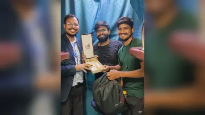 Jamshedpur News : टाटानगर के डिप्टी सीटीआइ की सक्रियता से चलती ट्रेन से गायब छह लाख रुपये के सोने का हार मिला