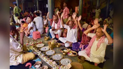 Gaya News : पितरों को शिव व विष्णु लोक की प्राप्ति के लिए पिंडदान