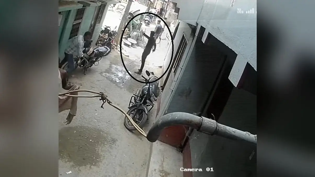 Patna : 60 लाख की रंगदारी नहीं देने पर फायरिंग, मुंशी व लेबर बाल-बाल बचे
