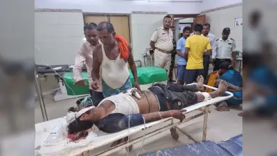 Young man beaten with rod, unconscious: रॉड से पीटकर युवक को किया बेहोश, भर्ती