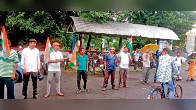 बोनस सहित विभिन्न मुद्दों को लेकर एएसपी गेट के समीप इंटक का प्रदर्शन