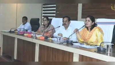 Bokaro News: पंडालों में हो अग्निशमन, प्रवेश व निकास द्वार की अलग-अलग व्यवस्था : डीसी