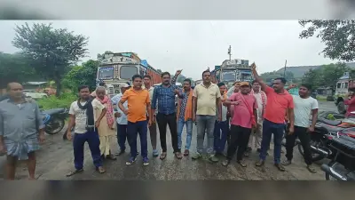 कोयला ऑफर कम मिलने से अड़खा लीडरों ने प्रबंधन के खिलाफ किया प्रदर्शन, जताया आक्रोश