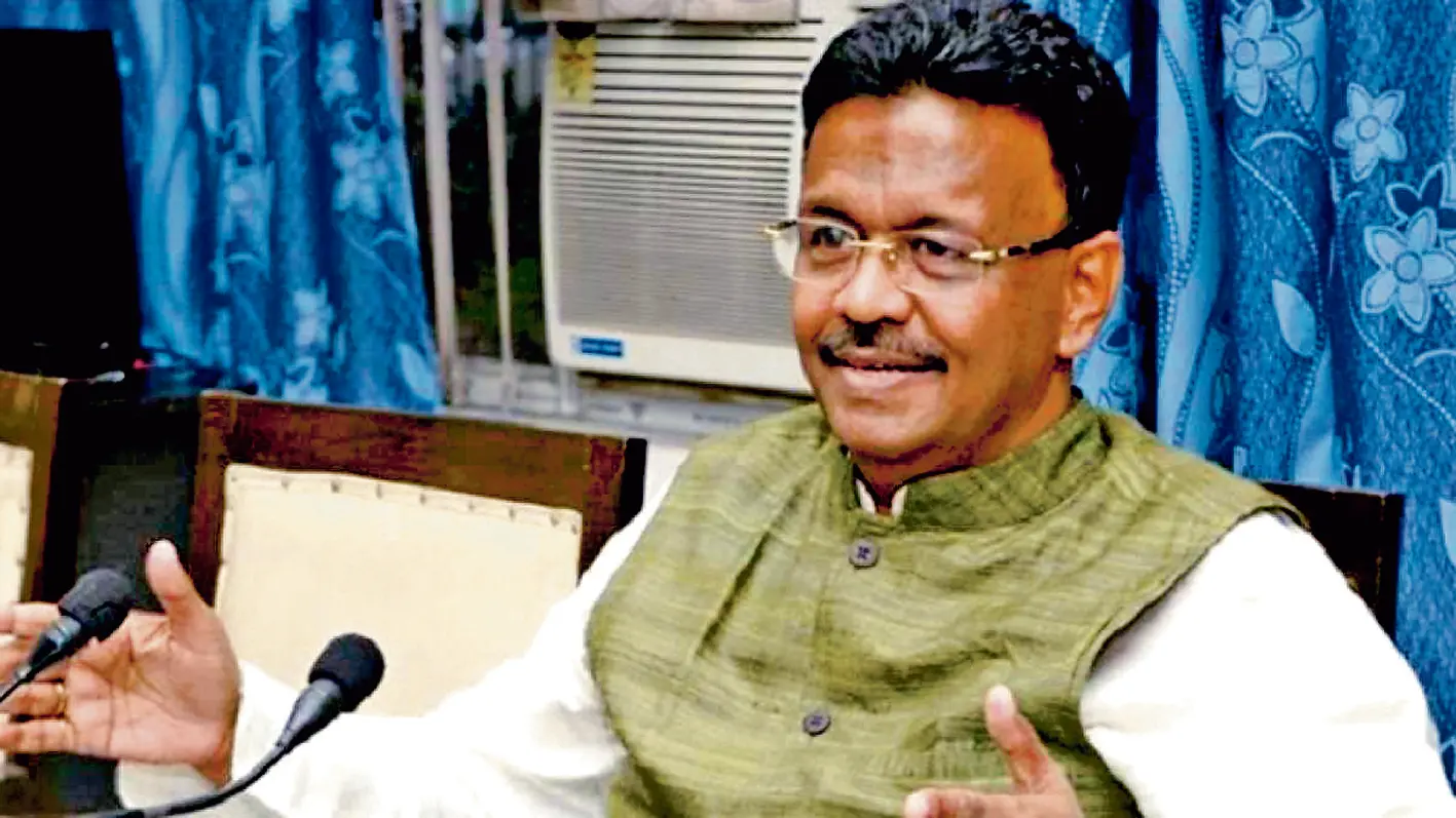 फिरहाद हकीम के फोन पर शुरू हुआ केएमडीए गंगा एक्शन प्लान का काम