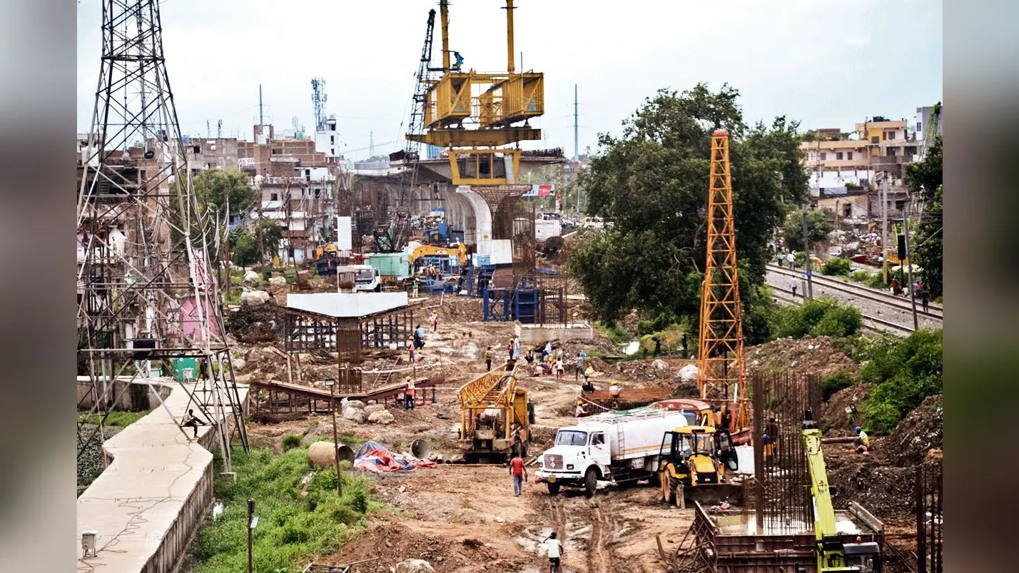 सिपारा से महुली के बीच एलिवेटेड रोड पर लोड टेस्ट कंपलीट, अगले साल 15 जनवरी से आवागमन होगा चालू