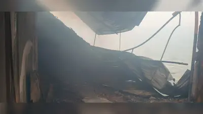 Gaya News : कबाड़ के गोदाम में लगी भीषण आग से लाखों का नुकसान