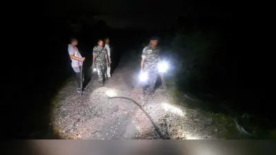 Dhanbad News:चार कर्मियों को जख्मी कर सात लाख का केबल लूटा