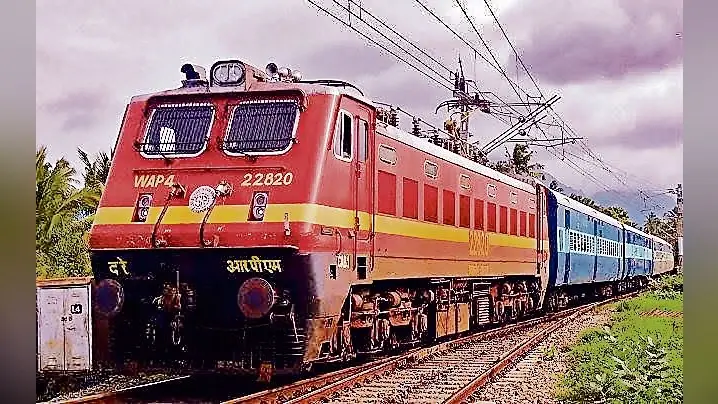 Gaya News : त्योहारी सीजन में गया होकर छह जोड़ी स्पेशल ट्रेनों के चलने की उम्मीद